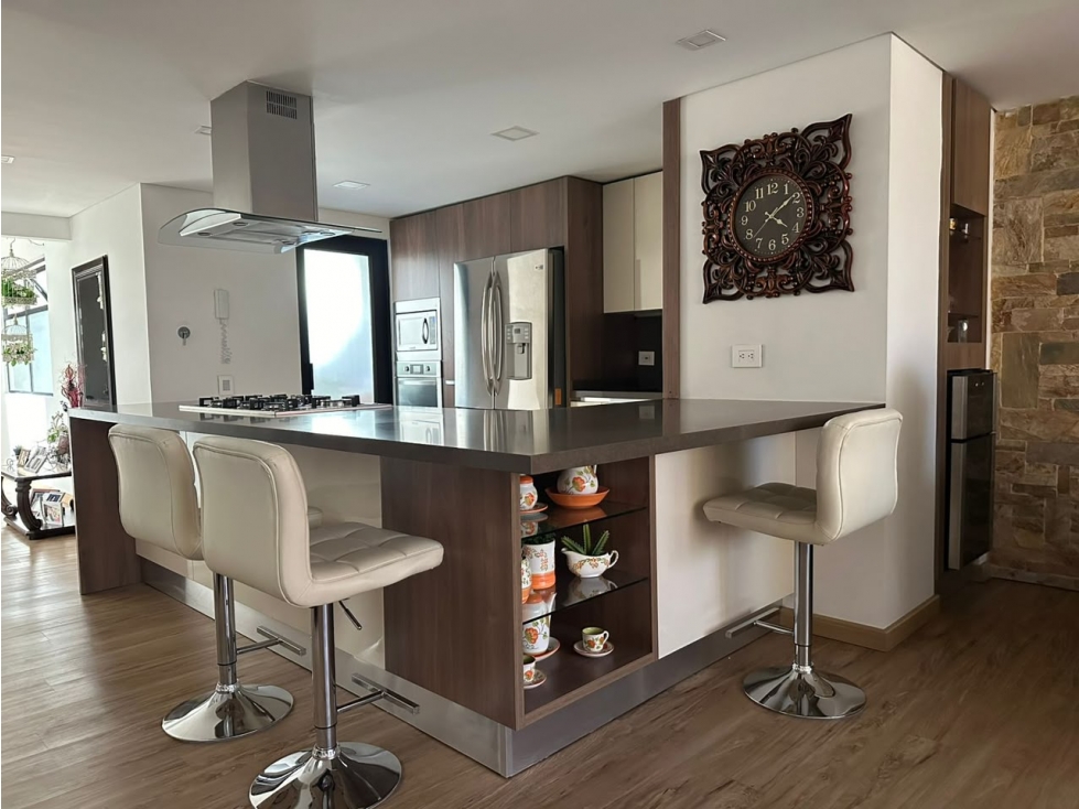 Apartamento en venta en Laureles, Medellín · foto 3 de 24
