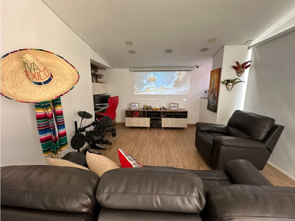Apartamento en venta en Laureles, Medellín · foto 8 de 24