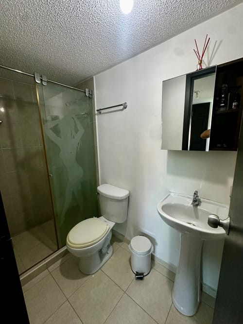 Apartaestudio en venta en La Castellana, Pereira, 34 m² · foto 10 de 12