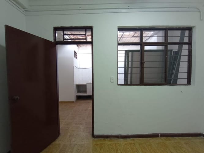 Casa de 7 alcobas en venta en Bretaña, Cali, 290 m² · foto 5 de 24