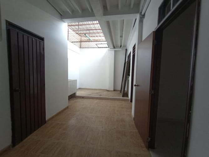 Casa de 7 alcobas en venta en Bretaña, Cali, 290 m² · foto 8 de 24