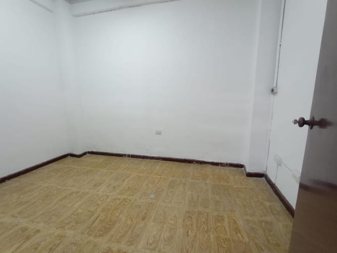 Casa de 7 alcobas en venta en Bretaña, Cali, 290 m² · foto 9 de 24