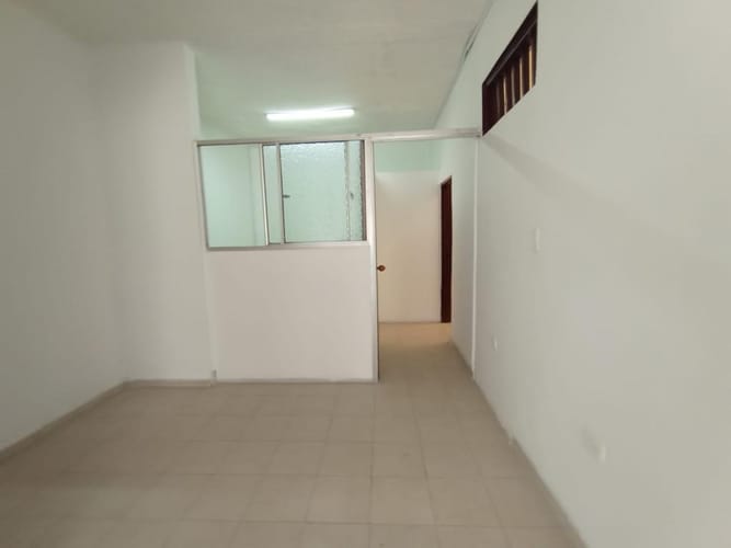 Casa de 7 alcobas en venta en Bretaña, Cali, 290 m² · foto 12 de 24