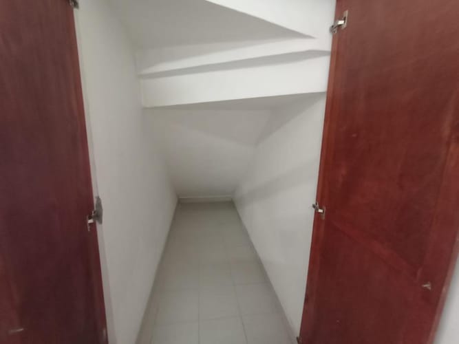 Casa de 7 alcobas en venta en Bretaña, Cali, 290 m² · foto 19 de 24