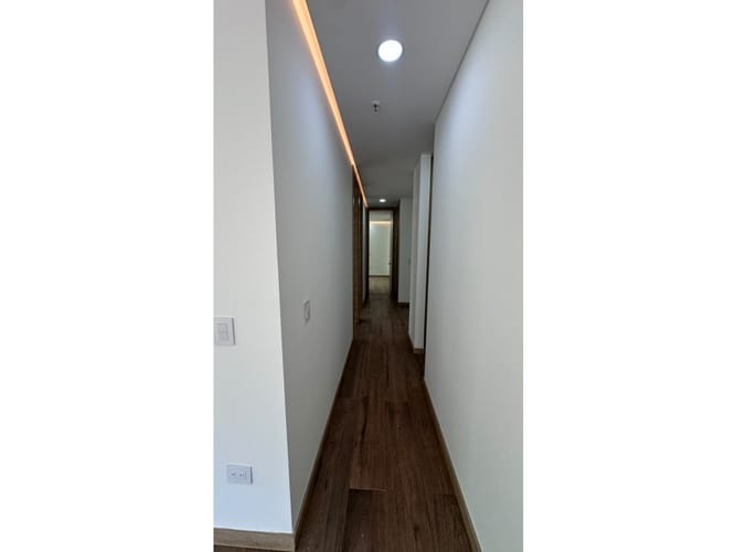 Apartamento de 3 alcobas en venta en Escobero, Envigado, 110 m² · foto 3 de 17
