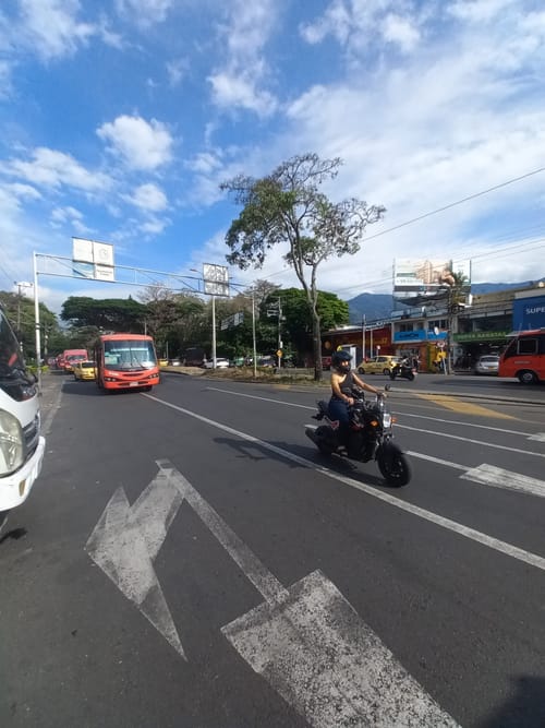 Local en arriendo en Cadiz, Ibagué · foto 2 de 7