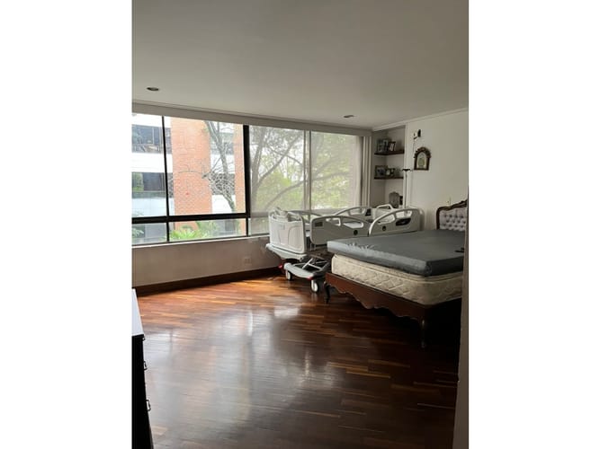 Apartamento de 4 alcobas en venta en La Florida, Medellín, 207 m² · foto 18 de 24