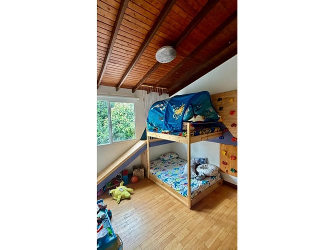 Casa de 3 alcobas en venta en El Castillo, Medellín, 316 m² · foto 13 de 22