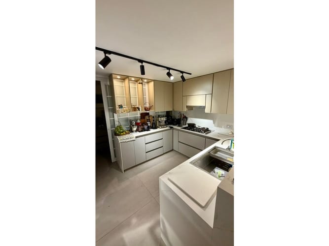 Casa de 3 alcobas en venta en El Castillo, Medellín, 316 m² · foto 22 de 22