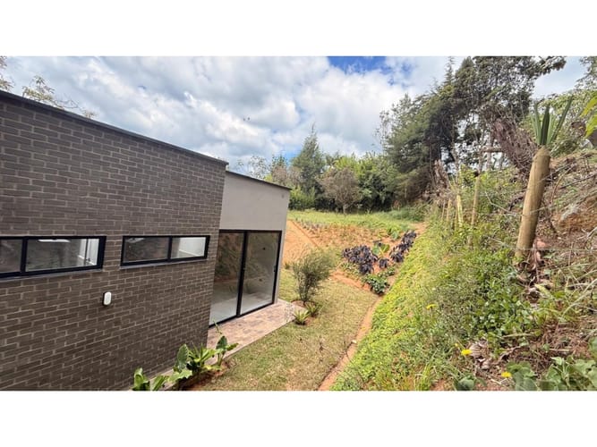 Finca en venta en Guarne, 200 m² · foto 16 de 24