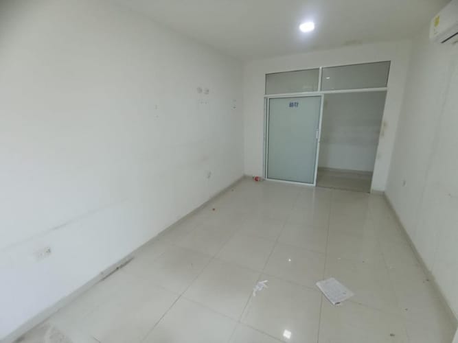 Local en venta en El Laguito, Cartagena, 202 m² · foto 4 de 24