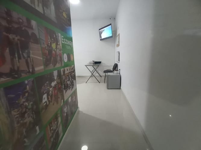 Local en venta en El Laguito, Cartagena, 202 m² · foto 14 de 24