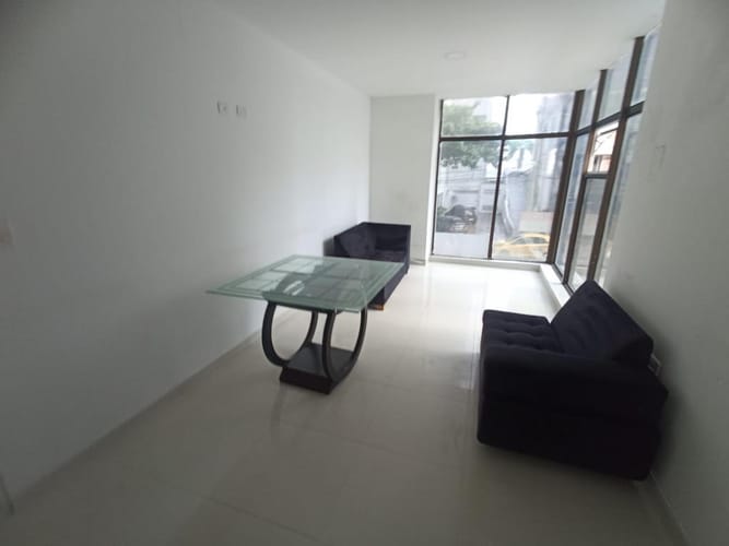 Local en venta en El Laguito, Cartagena, 202 m² · foto 16 de 24