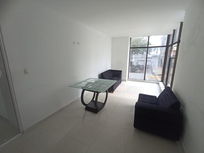 Local en venta en El Laguito, Cartagena, 202 m² · foto 17 de 24