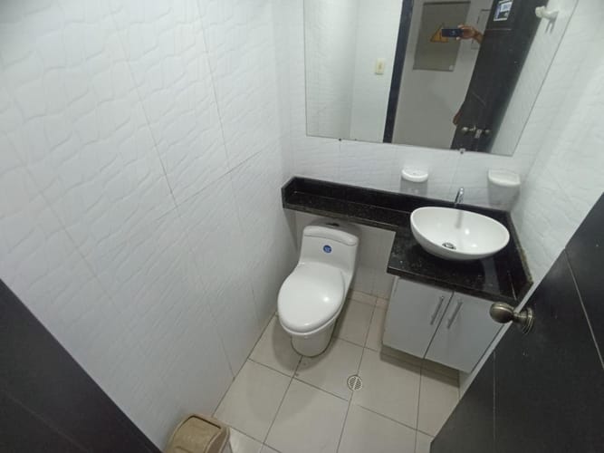 Local en venta en El Laguito, Cartagena, 202 m² · foto 22 de 24