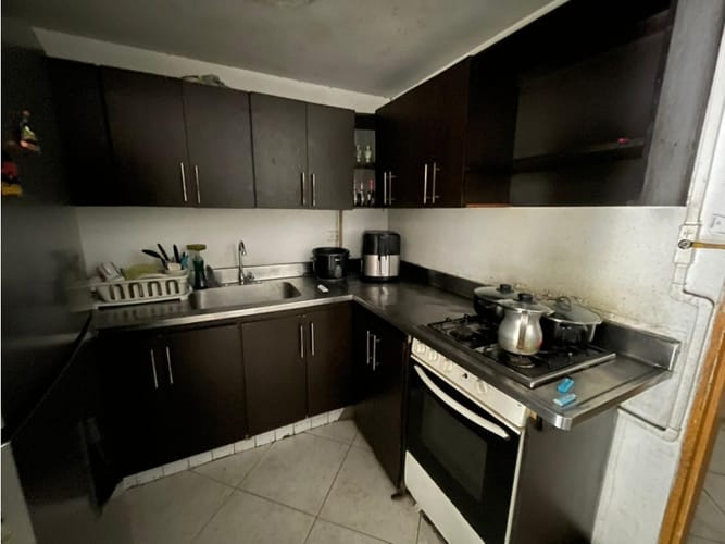 Apartamento de 3 alcobas en venta en Laureles, Medellín, 107 m² · foto 2 de 24