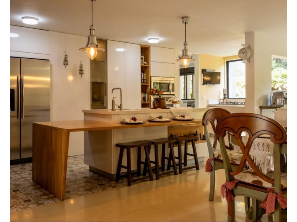 Apartamento en venta en Castropol, Medellín · foto 2 de 13