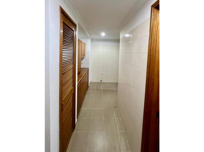 Apartamento en venta en El Poblado, Medellín, 226 m² · foto 6 de 24