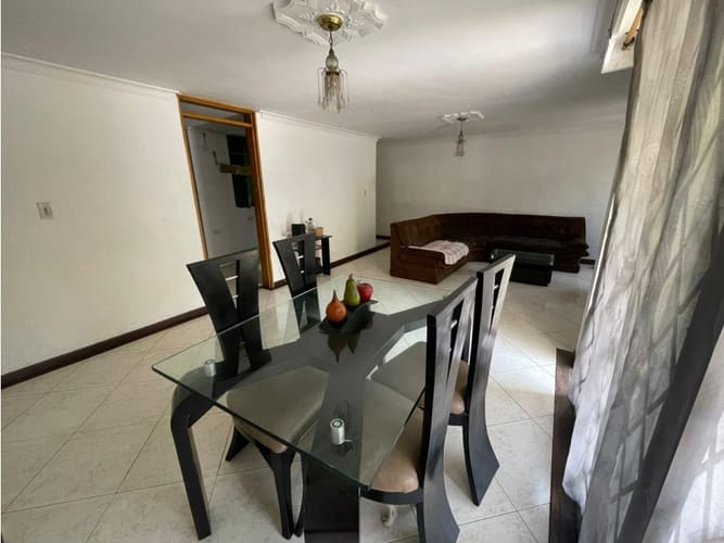 Apartamento de 3 alcobas en venta en Laureles, Medellín, 107 m² · foto 13 de 24