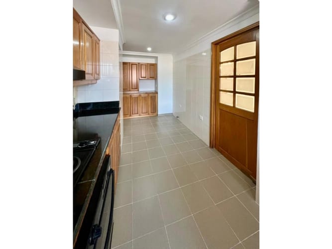Apartamento en venta en El Poblado, Medellín, 226 m² · foto 10 de 24