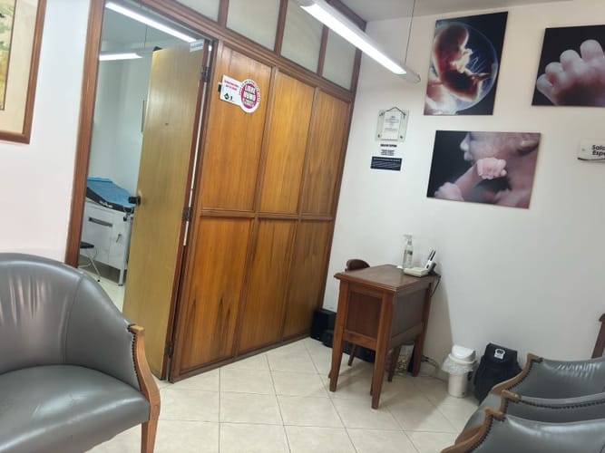Consultorio en arriendo en La Aguacatala, Medellín, 50 m² · foto 6 de 15