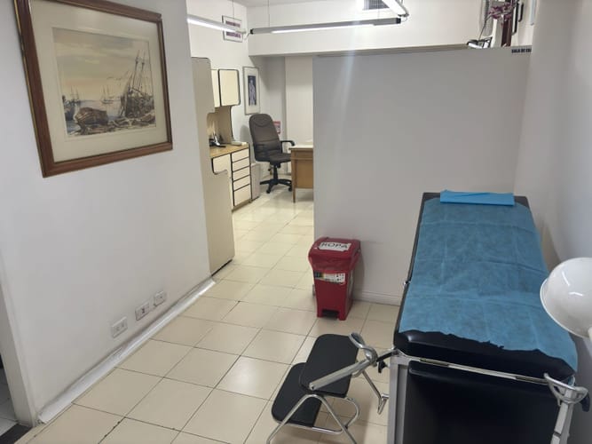 Consultorio en arriendo en La Aguacatala, Medellín, 50 m² · foto 8 de 15