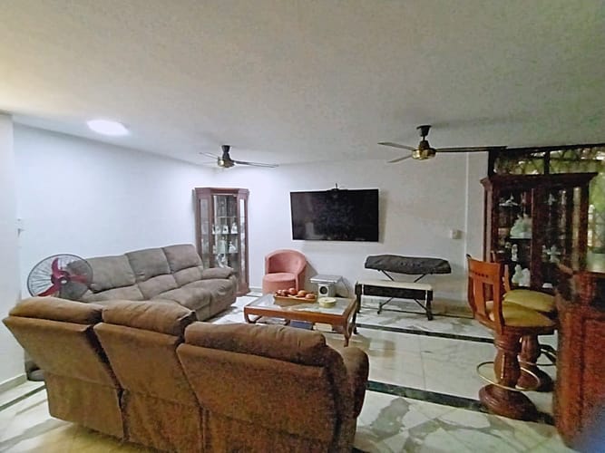 Casa de 5 alcobas en arriendo en Bulevar De La Castellana, Cartagena, 270 m² · foto 4 de 24