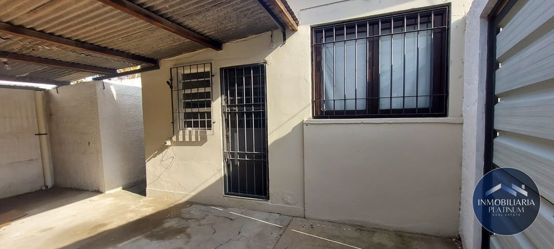 Apartamento 2 dormitorios  en alquiler c/cochera, Malvin Norte · Foto 2