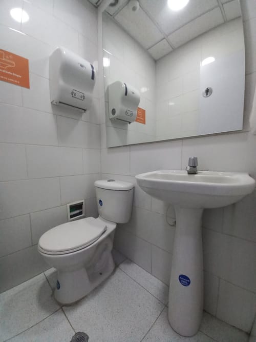 Local en arriendo en Restrepo, Ibagué, 108 m² · foto 17 de 19
