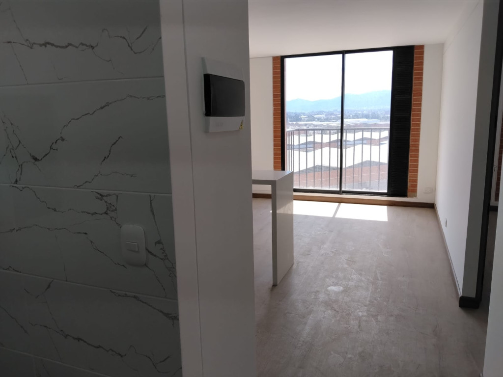 Apartamento en venta en Fontibon, Bogotá · foto 2 de 12