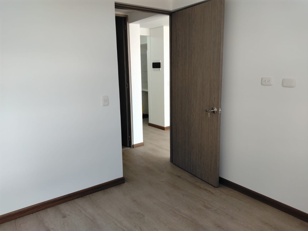 Apartamento en venta en Fontibon, Bogotá · foto 7 de 12