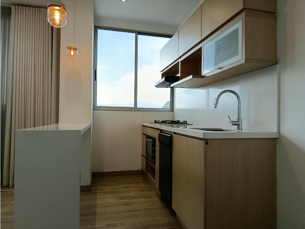 Apartaestudio en arriendo en El Poblado, Medellín · foto 2 de 19