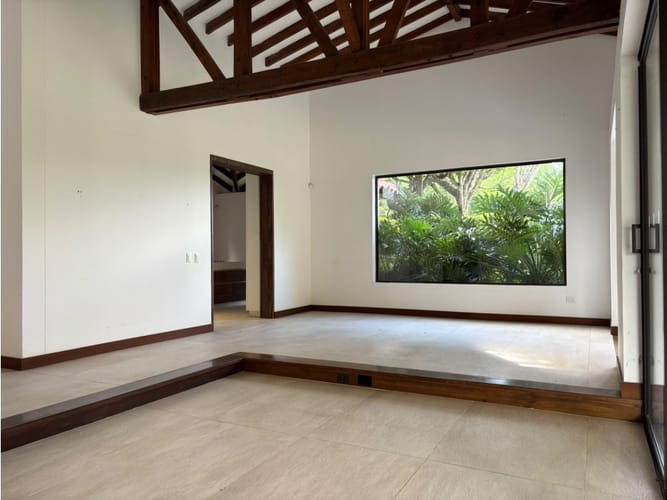 Casa de 5 alcobas en venta en Cerritos, Pereira, 372 m² · foto 13 de 18