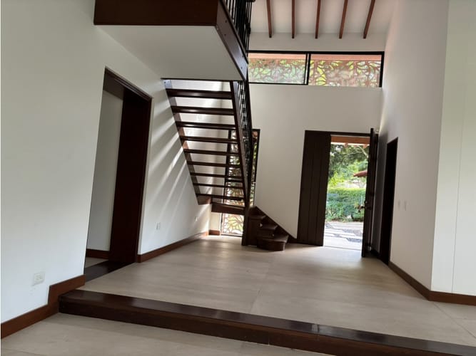 Casa de 5 alcobas en venta en Cerritos, Pereira, 372 m² · foto 14 de 18