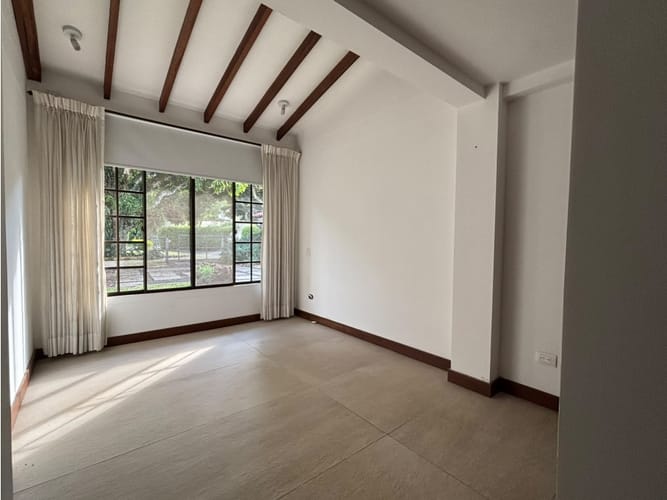 Casa de 5 alcobas en venta en Cerritos, Pereira, 372 m² · foto 17 de 18