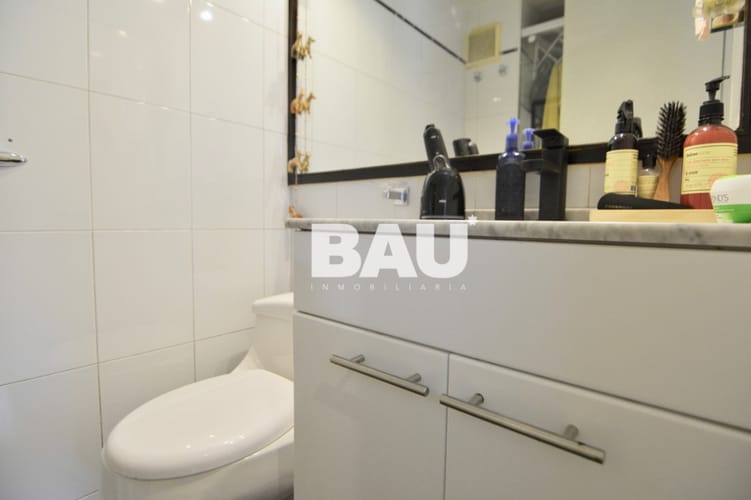 Apartamento de 2 alcobas en venta en Granada, Bogotá, 73 m² · foto 12 de 16