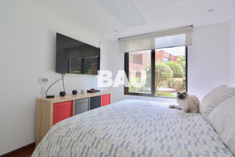 Apartamento de 2 alcobas en venta en Granada, Bogotá, 73 m² · foto 14 de 16