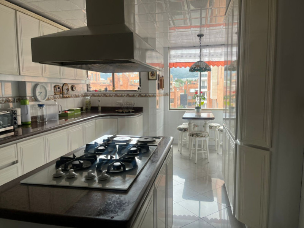 Apartamento en venta en Chicó Navarra, Bogotá · foto 3 de 23