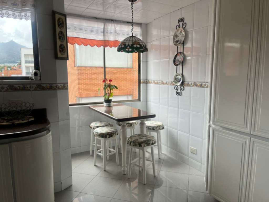 Apartamento en venta en Chicó Navarra, Bogotá · foto 5 de 23