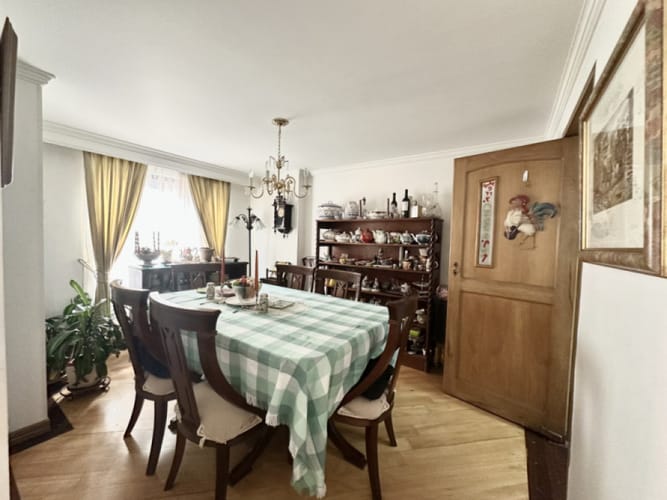 Apartamento de 3 alcobas en venta en Los Rosales, Bogotá, 136 m² · foto 4 de 18