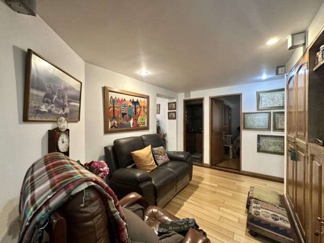 Apartamento de 3 alcobas en venta en Los Rosales, Bogotá, 136 m² · foto 7 de 18