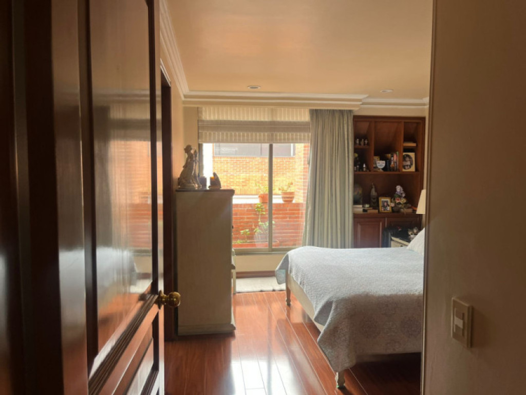 Apartamento en venta en Chicó Navarra, Bogotá · foto 12 de 23