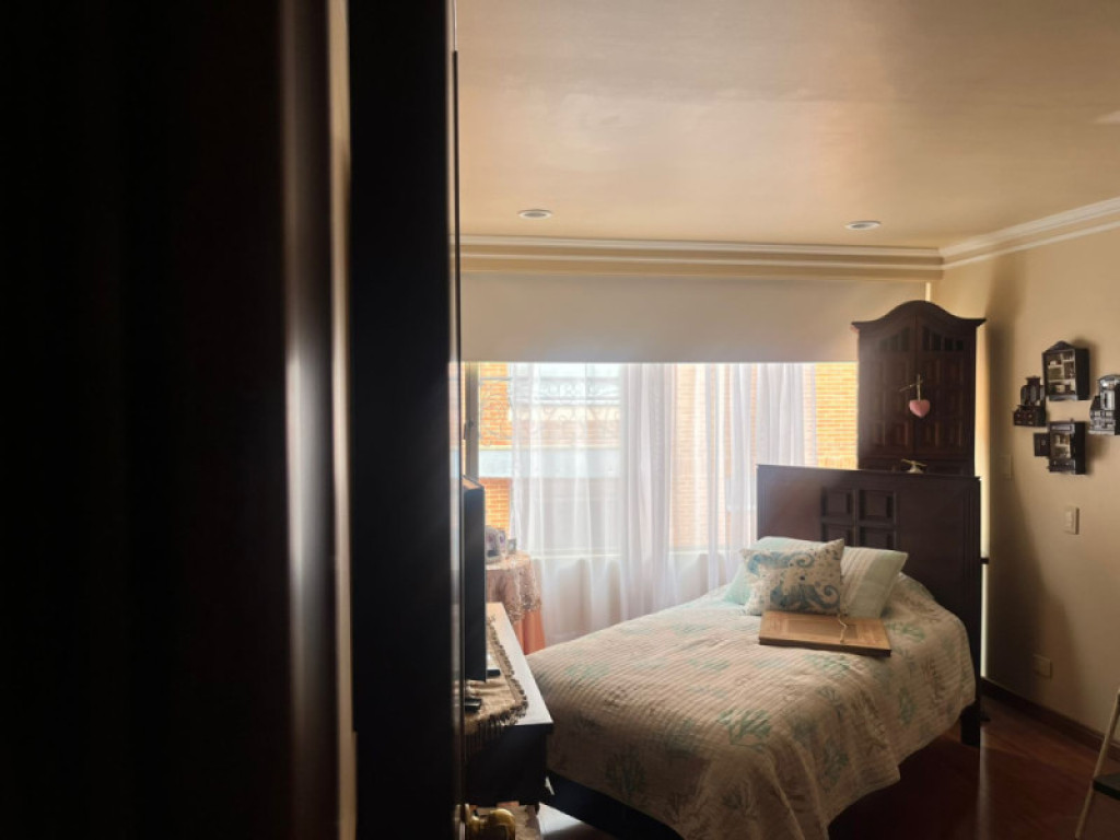 Apartamento en venta en Chicó Navarra, Bogotá · foto 16 de 23