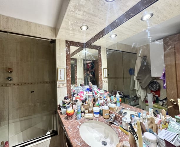 Apartamento de 3 alcobas en venta en Los Rosales, Bogotá, 136 m² · foto 13 de 18