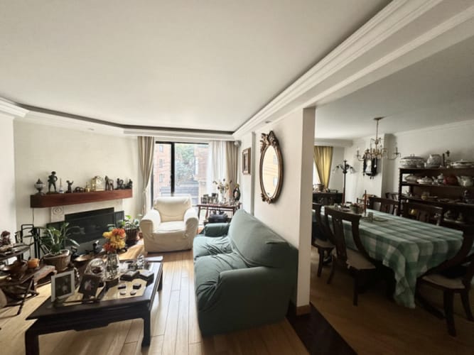 Apartamento de 3 alcobas en venta en Los Rosales, Bogotá, 136 m² · foto 15 de 18