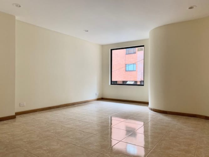Apartamento de 3 alcobas en venta en Los Rosales, Bogotá, 136 m² · foto 16 de 18