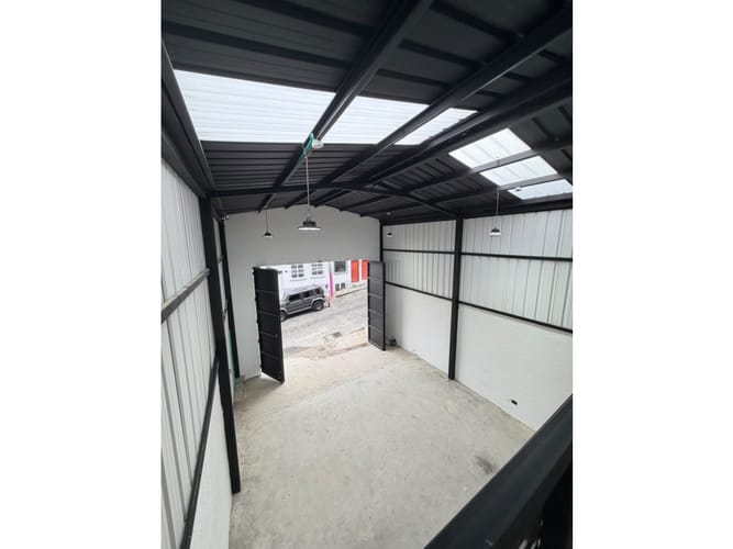 Bodega en venta en Corocito, Pereira, 238 m² · foto 3 de 24