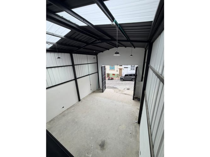 Bodega en venta en Corocito, Pereira, 238 m² · foto 5 de 24