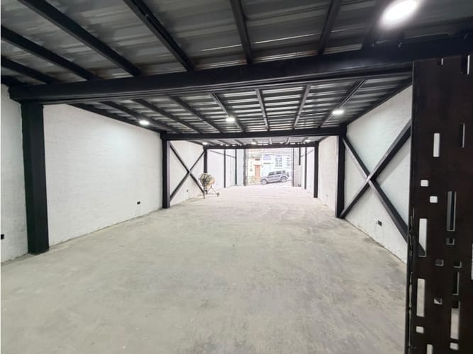 Bodega en venta en Corocito, Pereira, 238 m² · foto 12 de 24