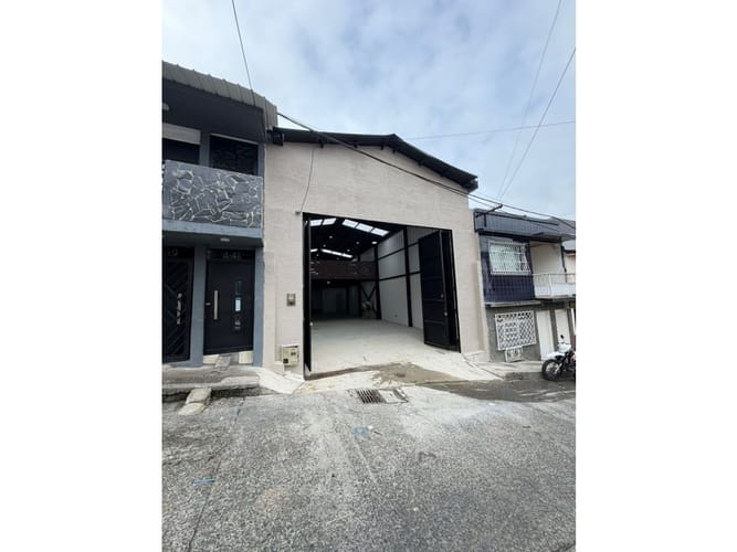 Bodega en venta en Corocito, Pereira, 238 m² · foto 14 de 24